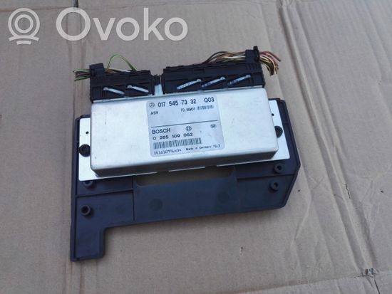 Mercedes-Benz E W210 ASC control unit/module 017545733