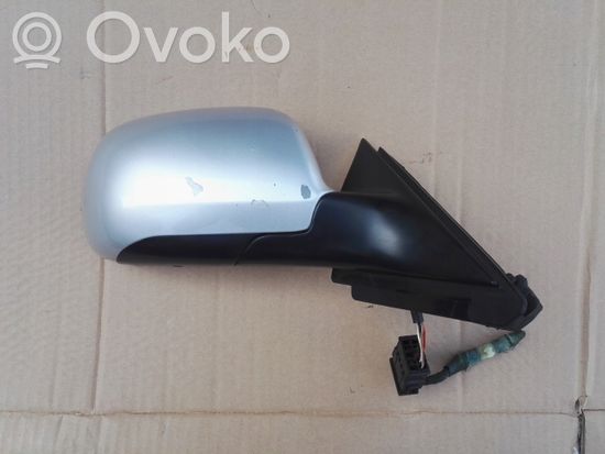 Audi A4 S4 B5 8D Front door electric wing mirror
