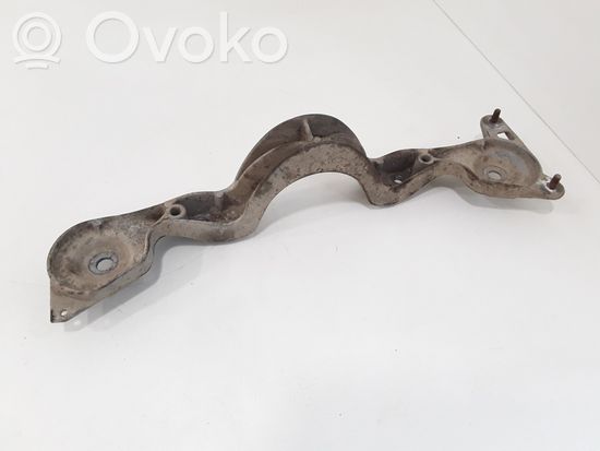 BMW 3 E46 Rear differential/diff mount bracket 1095990