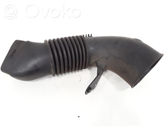 BMW 5 E60 E61 Air intake duct part 7790056