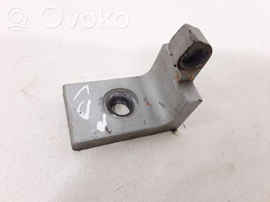 BMW 5 E60 E61 Front door upper hinge