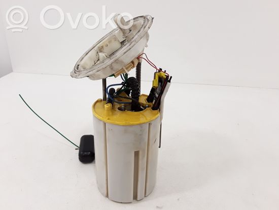 BMW 5 E60 E61 In-tank fuel pump 6765848