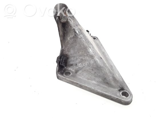 BMW 5 E60 E61 Engine mounting bracket
