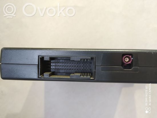 Volkswagen PASSAT B6 Aerial antenna amplifier 3C0035730B