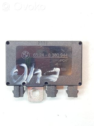 BMW 3 E46 Aerial antenna amplifier 8380944 65248380944