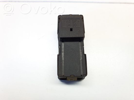 BMW 5 E39 Sunroof switch 8352182 61318352182