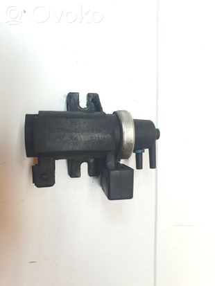 BMW 5 E60 E61 Turbo solenoid valve 2247906 11742247906