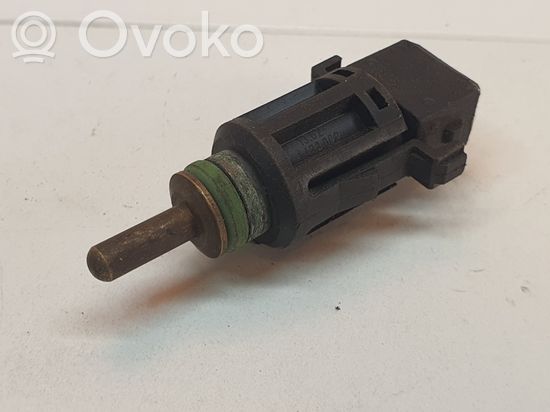 BMW 3 E46 Coolant temperature sensor 1433077 13621433077