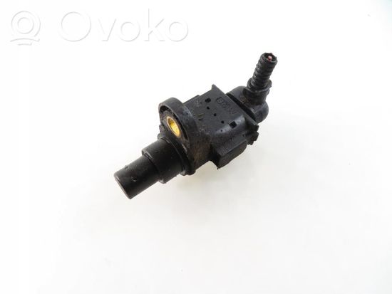 BMW 3 E46 Camshaft position sensor 1438082