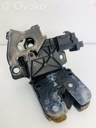 Audi A6 S6 C6 4F Tailgate/trunk/boot lock/catch/latch 8P4827505