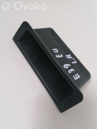 BMW 5 E39 Dashboard storage box/compartment 8210445
