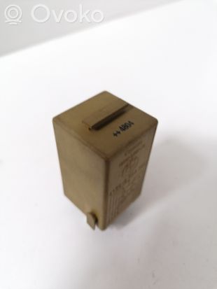 BMW X5 E53 Other relay 8384505