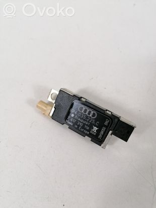 Audi A3 S3 8P Aerial antenna amplifier 8P4035225C