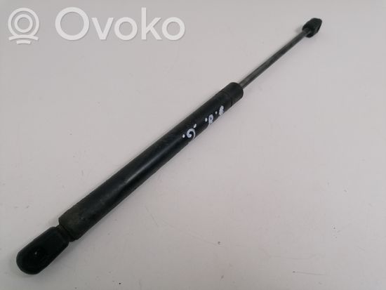 Audi A8 S8 D2 4D Tailgate/trunk strut/damper 4D0627551A