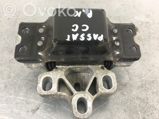 Volkswagen PASSAT CC Engine mount bracket 3C0199555