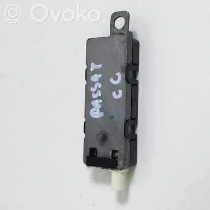 Volkswagen PASSAT CC Aerial antenna amplifier 3C8035552