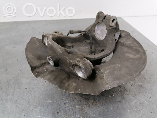 BMW 5 E60 E61 Front wheel hub