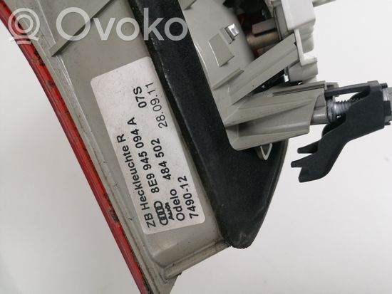 Audi A4 S4 B7 8E 8H Tailgate rear/tail lights 8E9945084A