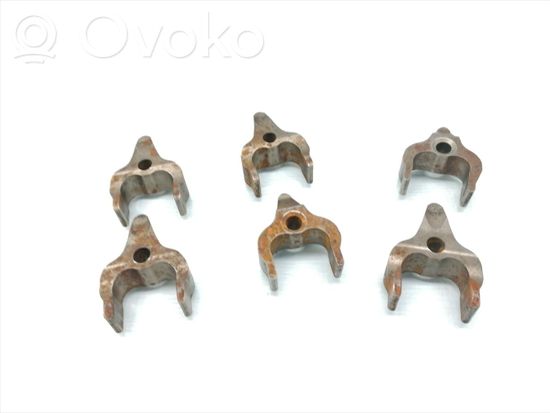 BMW 5 F10 F11 Fuel Injector clamp holder
