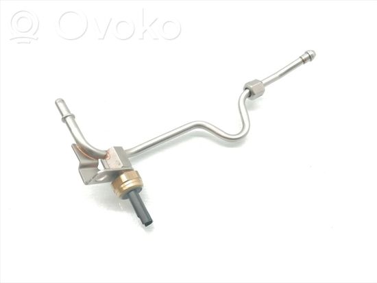 BMW 3 E90 E91 Fuel line/pipe/hose 4561986