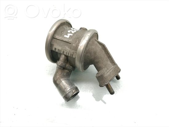 BMW 7 E38 EGR valve 1704257