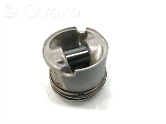 BMW 3 E90 E91 Piston N47D20C ,