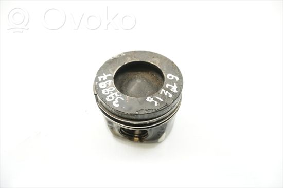 BMW 3 E90 E91 Piston