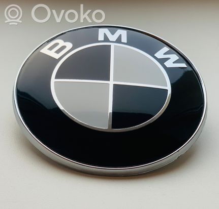BMW 5 E39 Manufacturer badge logo/emblem 51148132375 8132375