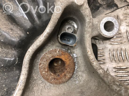 Volkswagen PASSAT B8 Rear wheel hub
