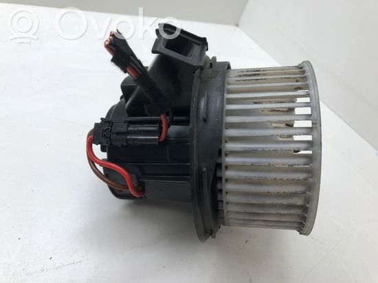 Mercedes-Benz E W212 Heater fan/blower V2425002 W204RL2 9409126