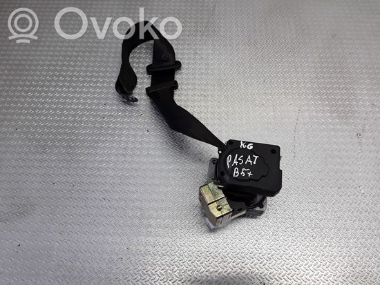 Volkswagen PASSAT B5.5 Rear seatbelt