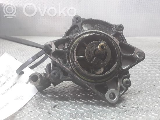 Audi A6 S6 C5 4B Vacuum pump 72218501