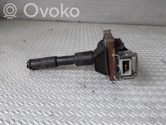 BMW 5 E34 High voltage ignition coil 0221504410