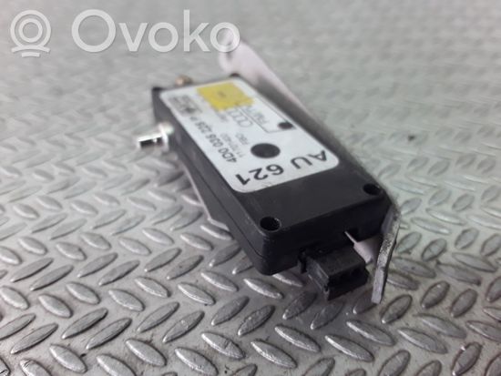 Audi A8 S8 D2 4D Aerial antenna amplifier 4D0035225P