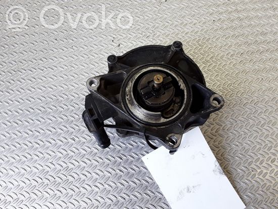 Audi A6 S6 C5 4B Vacuum pump 057145100B