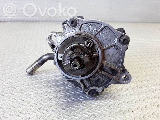 Mercedes-Benz E W210 Vacuum pump A6122300065
