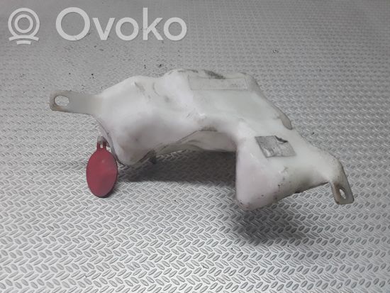 BMW 5 E39 Windshield washer fluid reservoir/tank 8361443