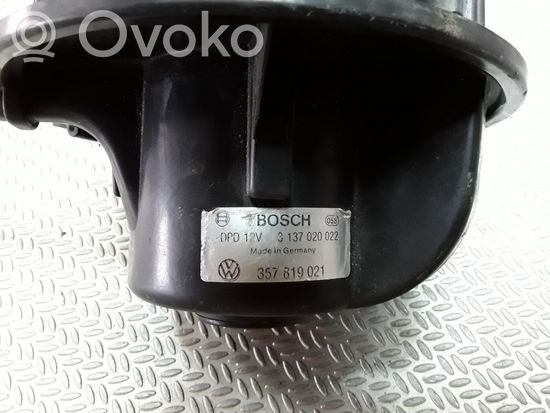 Volkswagen PASSAT B4 Heater fan/blower 3137020022