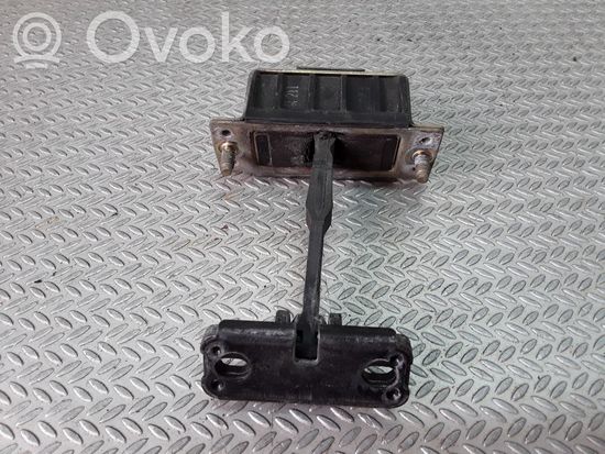 Mercedes-Benz E W211 Rear door check strap stopper