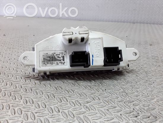 BMW 3 F30 F31 F80 Heater blower motor/fan resistor