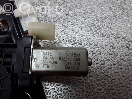 BMW 3 F30 F31 F80 Rear door window regulator with motor M13970A00