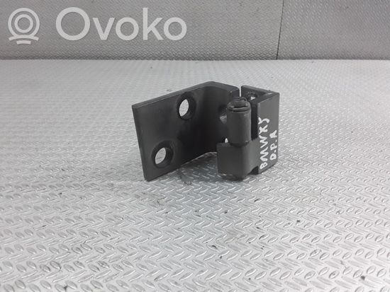 BMW X5 E53 Front door lower hinge
