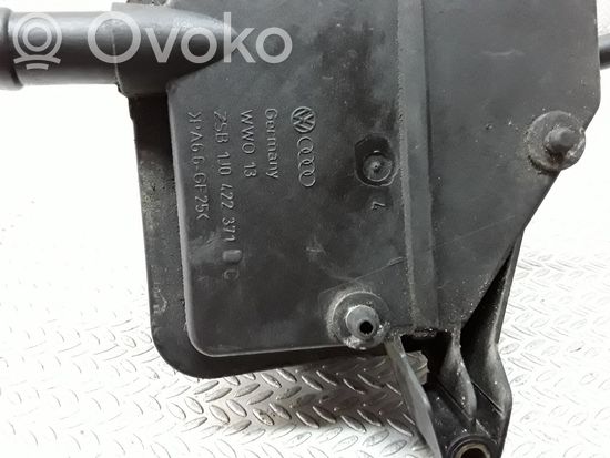 Audi A3 S3 8L Power steering fluid tank/reservoir 1J0422371C