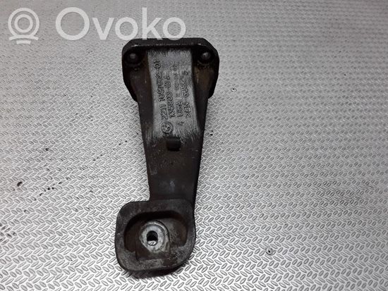 BMW X5 E53 Engine mounting bracket 2211109700201