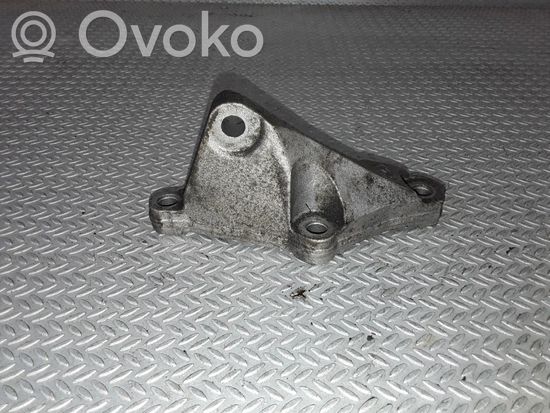 BMW 3 F30 F31 F80 Engine mounting bracket 24168110 781069801
