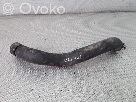 BMW 5 E39 Engine coolant pipe/hose