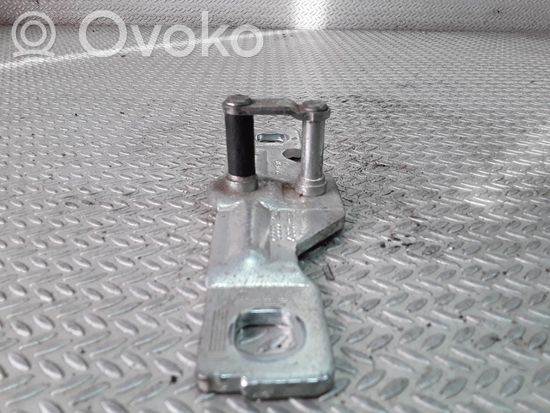 Audi A4 S4 B7 8E 8H Loading door lock loop/hook striker 8P4827507