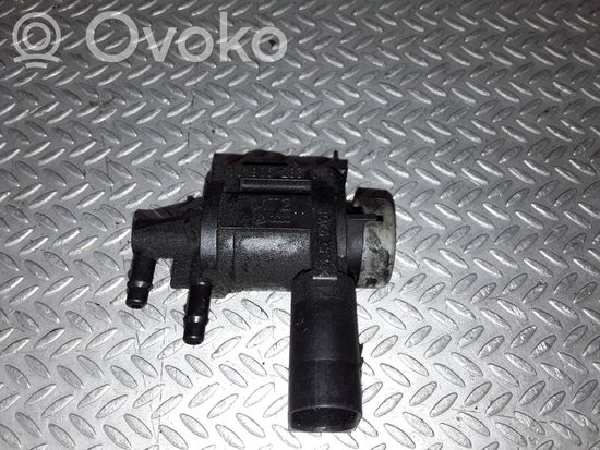 Audi A4 S4 B7 8E 8H Vacuum valve 1J0906283C