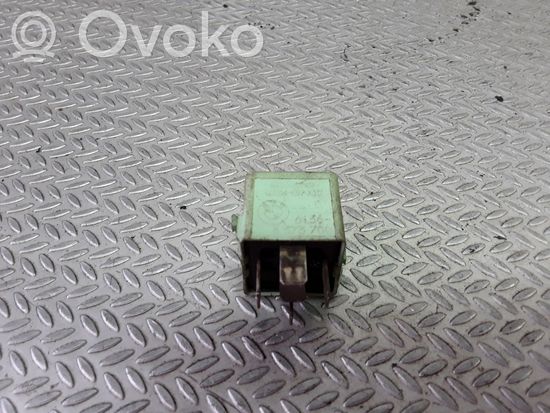 BMW 5 E39 Other relay 61368373700 V23134K59X312
