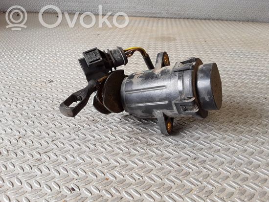Volkswagen PASSAT B4 Accelerator pedal position sensor 0205001012